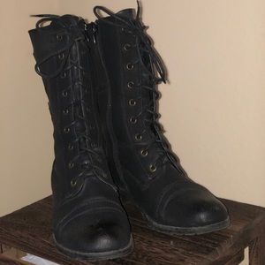 Black combat boot
